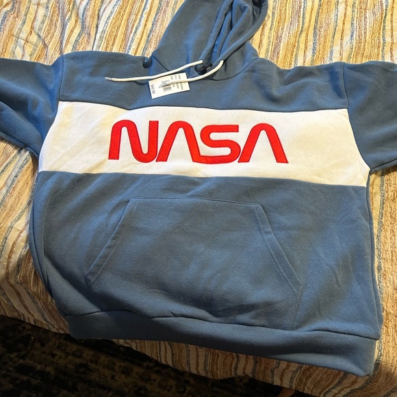 Super soft and comfy sweatshirt - Picture 1 of 4